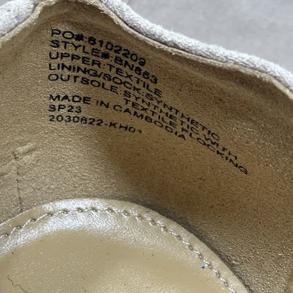 J Crew Shoes Womens‎ 7 Beige Faux Suede Bow Loafers Ballet Flats Feminine